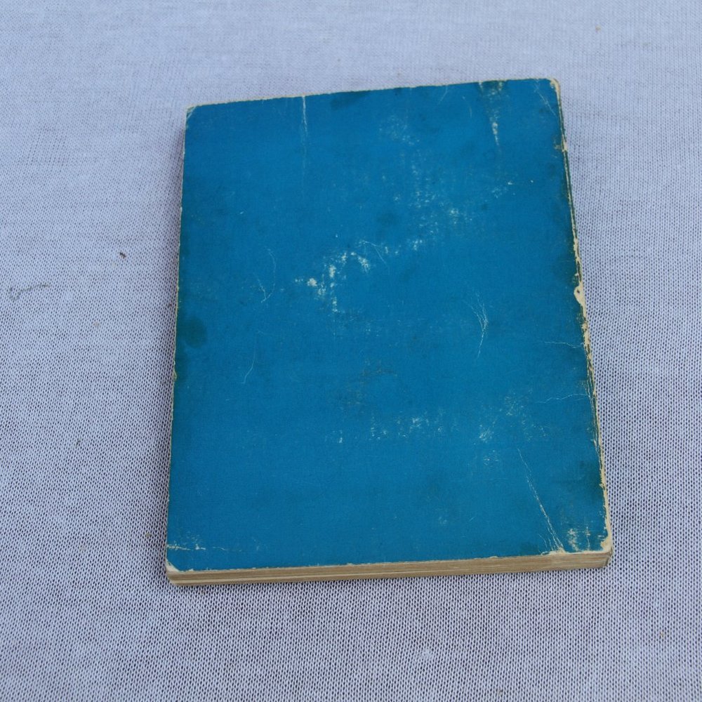 1971 Antiques and Curios Book - Picture 5 of 7